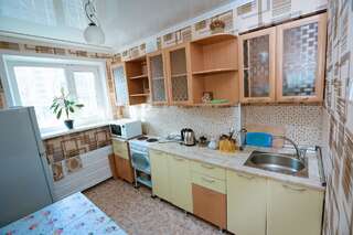 Хостелы Light House Pavlodar Hostel Павлодар Кровать в общем 8-местном номере для мужчин и женщин-20